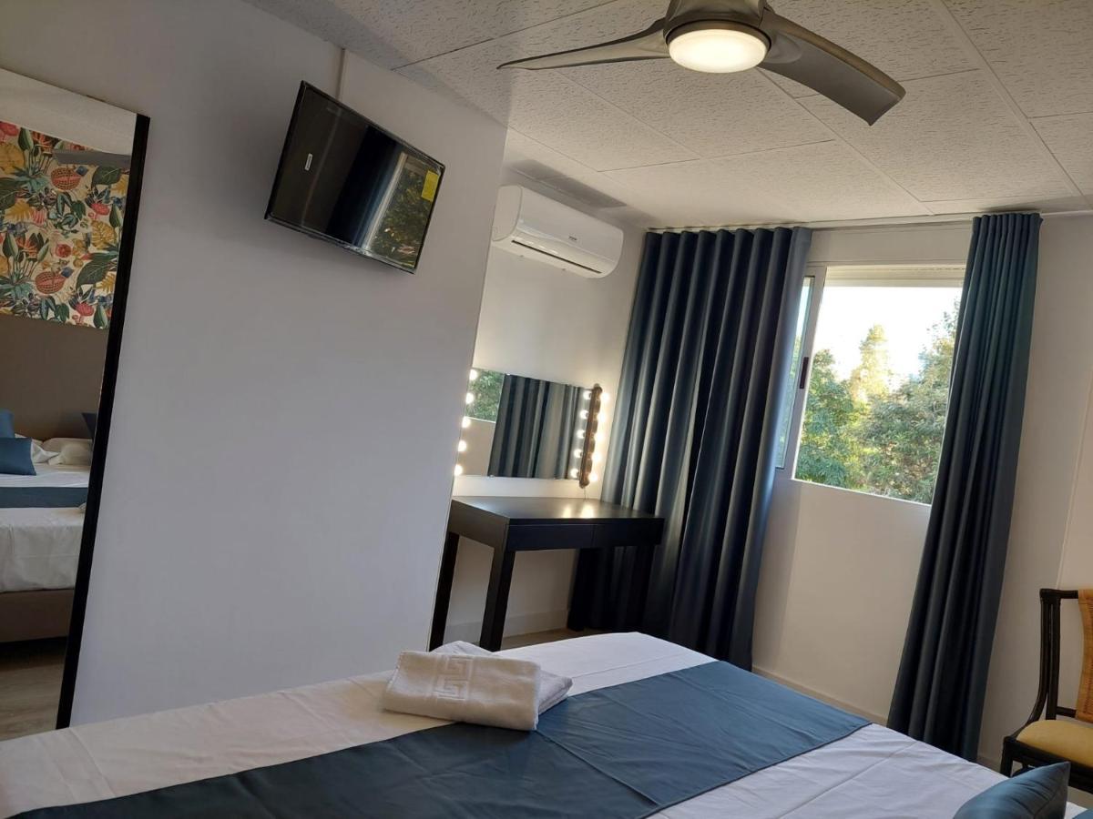 Hostal Garden Rous Paiporta Εξωτερικό φωτογραφία