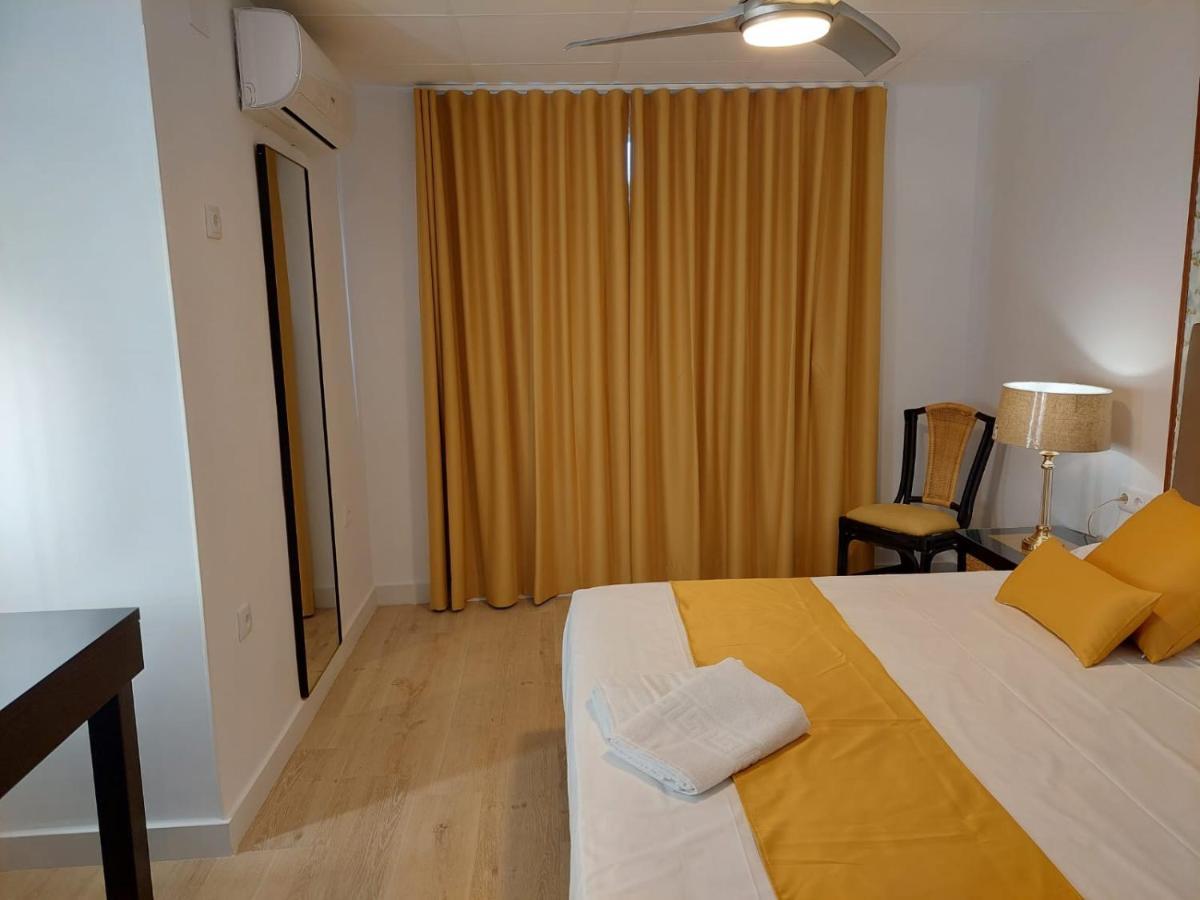 Hostal Garden Rous Paiporta Εξωτερικό φωτογραφία