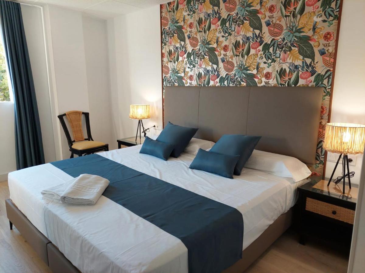 Hostal Garden Rous Paiporta Εξωτερικό φωτογραφία