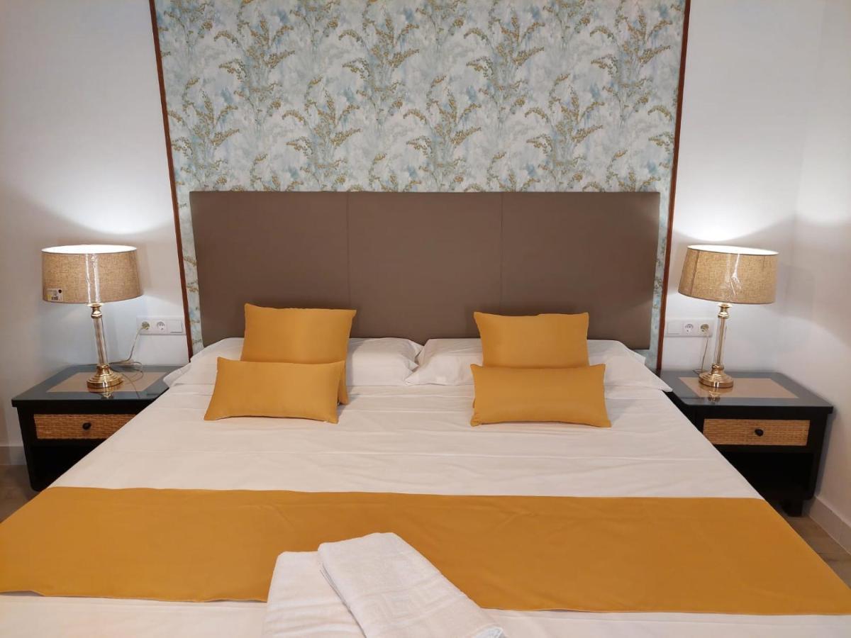 Hostal Garden Rous Paiporta Εξωτερικό φωτογραφία