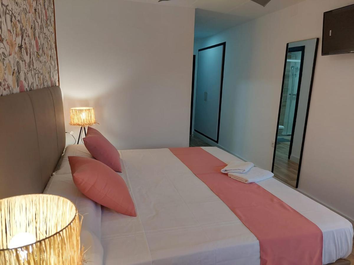 Hostal Garden Rous Paiporta Εξωτερικό φωτογραφία