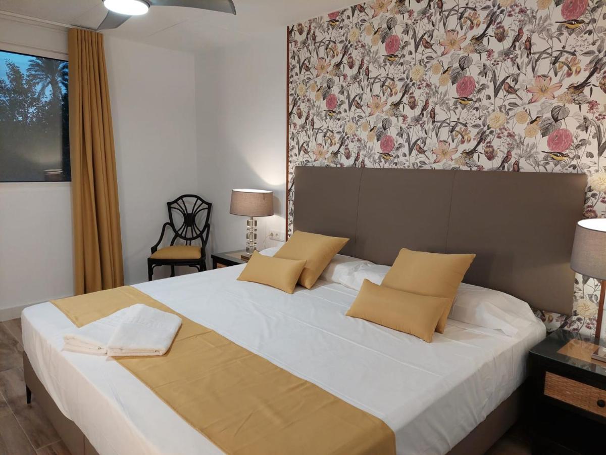 Hostal Garden Rous Paiporta Εξωτερικό φωτογραφία