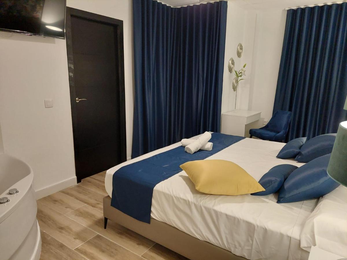 Hostal Garden Rous Paiporta Εξωτερικό φωτογραφία