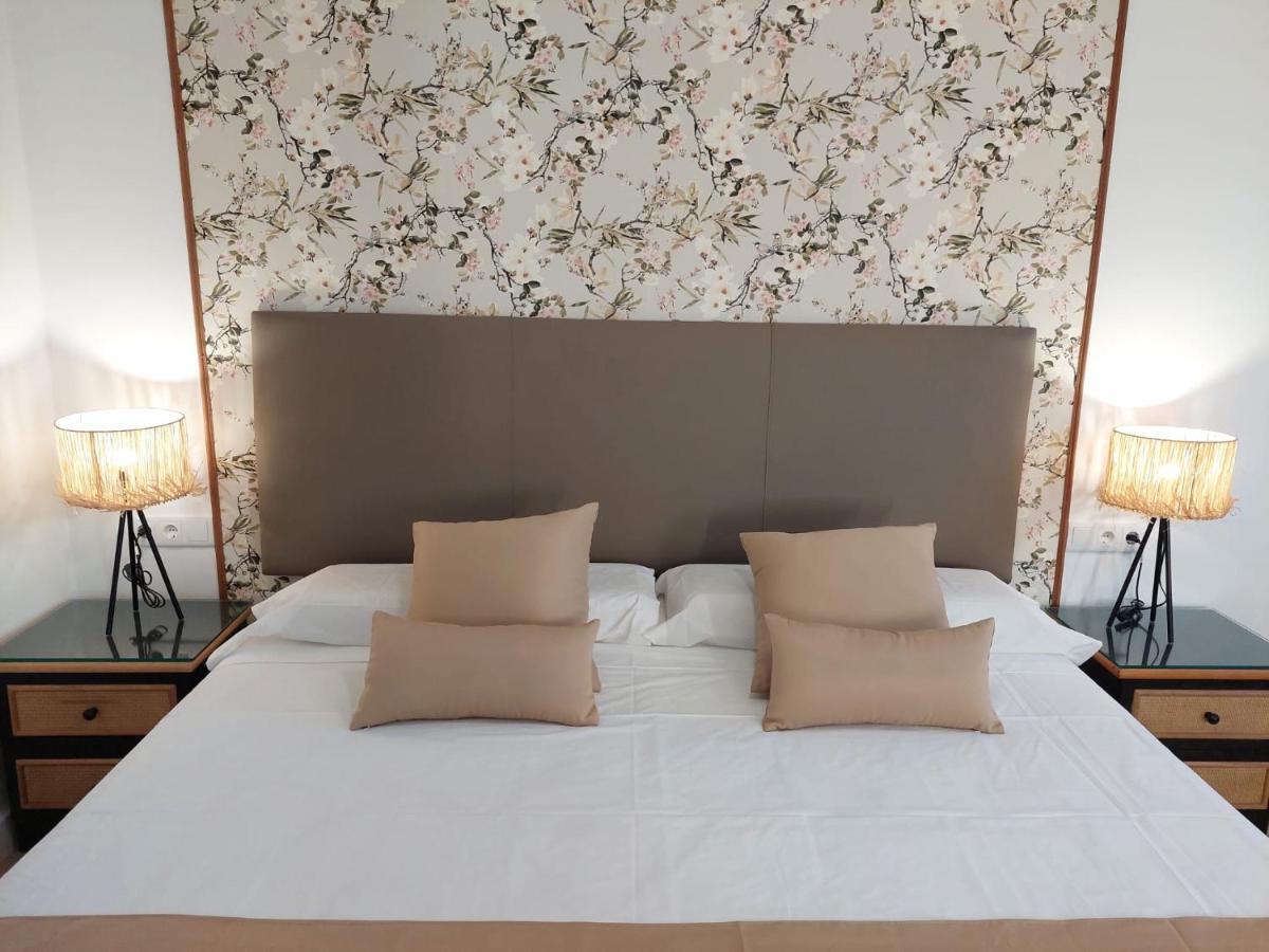 Hostal Garden Rous Paiporta Εξωτερικό φωτογραφία