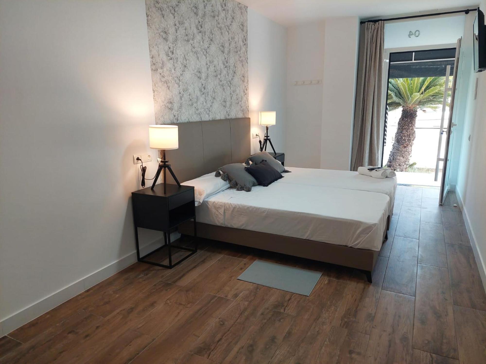 Hostal Garden Rous Paiporta Εξωτερικό φωτογραφία